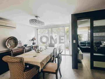 Casa en venta, Urb. Plaza Real - vía Samborondón