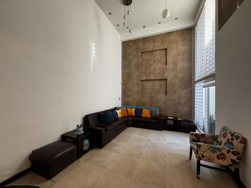 Casa en Venta en Villa Magna con 4 recamaras