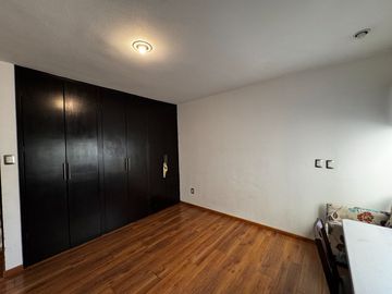 Casa en Venta en Villa Magna con 4 recamaras
