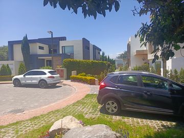 Vendo Hermosa Casa Tipo Quinta – Una Sola Planta Tumbaco