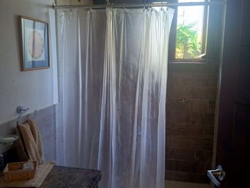 Vendo Hermosa Casa Tipo Quinta – Una Sola Planta Tumbaco