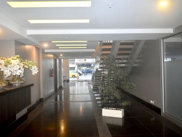DEPARTAMENTO AMOBLADO EN VENTA QUO
