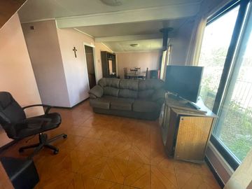 Casa con 6 dormitorios en Villa Capreva  $ 138.000.000.