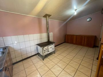 Casa con 6 dormitorios en Villa Capreva  $ 138.000.000.