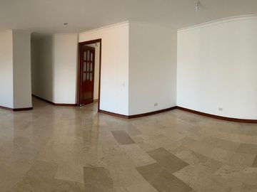 VENDO APARTAMENTO EN LAURELES