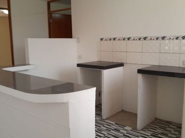VENDO EN SURCO DEPARTAMENTO 94M2-02DORM-POR UNIV. RICARDO PALMA