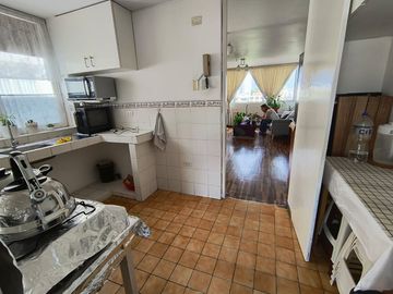 DEPARTAMENTO DUPLEX EN 5to.PISO FRENTE A PARQUE EN SAN MIGUEL….