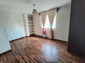 DEPARTAMENTO DUPLEX EN 5to.PISO FRENTE A PARQUE EN SAN MIGUEL….