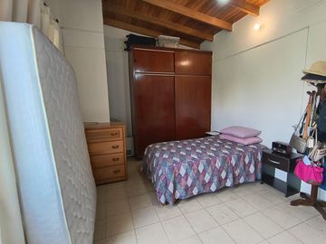 DEPARTAMENTO DUPLEX EN 5to.PISO FRENTE A PARQUE EN SAN MIGUEL….
