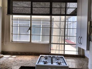 VENDE DEPARTAMENTO A 6 CUADRAS DE METRO BARRANCA 2 RECAMARAS 1 BAÑO