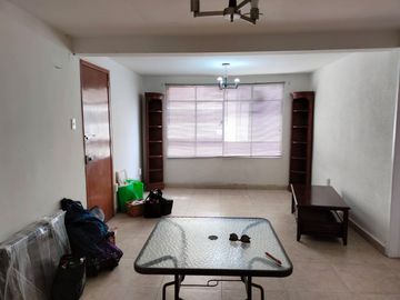 VENDE DEPARTAMENTO A 6 CUADRAS DE METRO BARRANCA 2 RECAMARAS 1 BAÑO