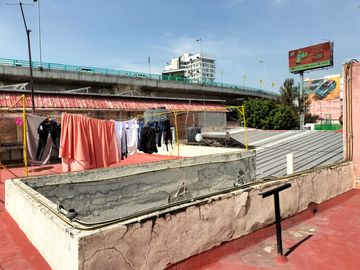 VENDE DEPARTAMENTO A 6 CUADRAS DE METRO BARRANCA 2 RECAMARAS 1 BAÑO