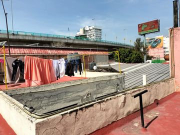 VENDE DEPARTAMENTO A 6 CUADRAS DE METRO BARRANCA 2 RECAMARAS 1 BAÑO