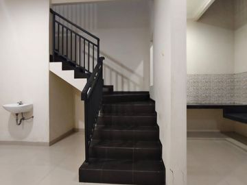 Rumah Murah Full Furnished Perumahan De Casa Residence Lakarsantri Surabaya Barat