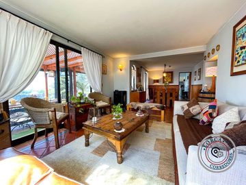 Casa con piscina Lomas de Lo Aguirre Santiago