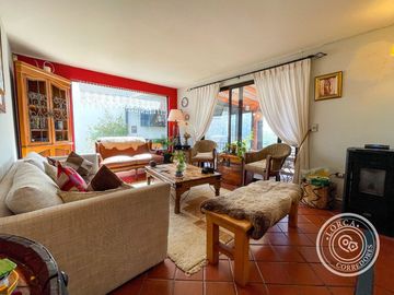 Casa con piscina Lomas de Lo Aguirre Santiago