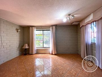 Casa en venta sector Villa España Los Angeles