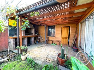 Casa en venta sector Villa España Los Angeles
