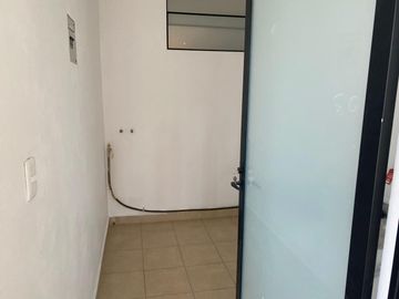 VENDO DEPARTAMENTO 2 RECAMARAS 2 BAÑOS 1 ESTAC. Y ROOF GARDEN COMUN