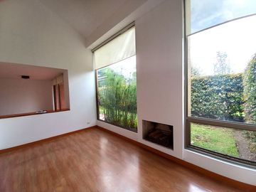ARRIENDO CASA CAMINO DE ARRAYANES