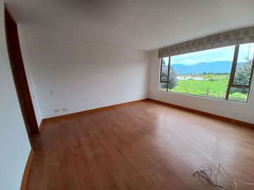 ARRIENDO CASA CAMINO DE ARRAYANES