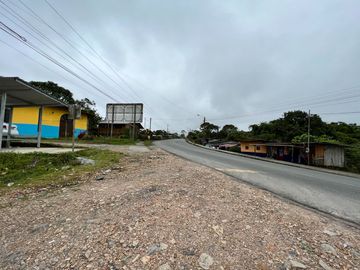 FINCA, QUINTA, HACIENDA, SECTOR SAN JOSE DE MILPE, SAN MIGUEL DE LOS BANCOS, MINDO, PEDRO VICENTE MALDONADO, PUERTO QUITO, PICHINCHA ECUADOR.