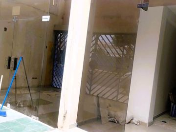Venta De Local Comercial Frente Al Ministerio De Marina La Perla