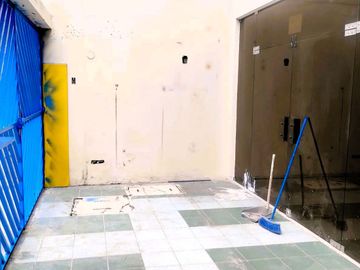 Venta De Local Comercial Frente Al Ministerio De Marina La Perla