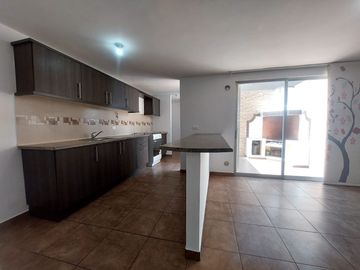 VENDO CASA 135,10 M2   CONJUNTO FAMILIAR – POMASQUI