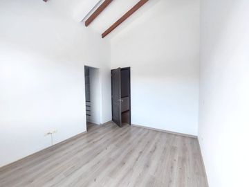 VENDO CASA 135,10 M2   CONJUNTO FAMILIAR – POMASQUI