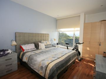 🏡 SE VENDE/ SE RENTA CASA EN TUMBACO, SEGURIDAD 24/7 Y EXCELENTE UBICACIÓN 🔑