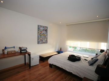 🏡 SE VENDE/ SE RENTA CASA EN TUMBACO, SEGURIDAD 24/7 Y EXCELENTE UBICACIÓN 🔑