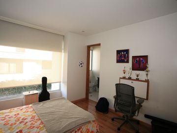 🏡 SE VENDE/ SE RENTA CASA EN TUMBACO, SEGURIDAD 24/7 Y EXCELENTE UBICACIÓN 🔑