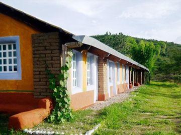 VENTA CENTRO EDUCATIVO EN HUIXQUILUCAN, ESTADO DE MEXICO.  VISTA AL BOSQUE