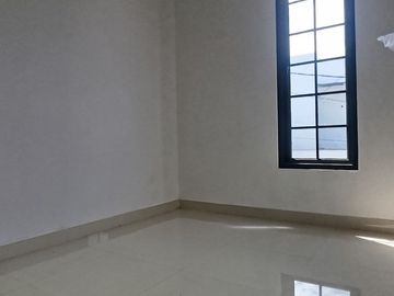 For Sale House in Cimanggu Spring Bogor City In Front of Toll Road, Available Developer Mortgage