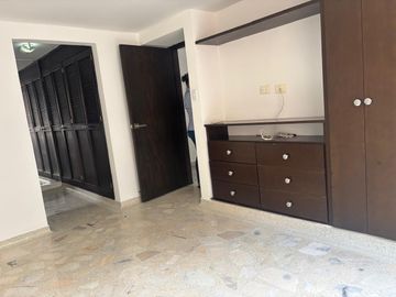 VENDO CASA CONJUNTO RESIDENCIAL CALEDONIA EN EL BARRIO TERRAZAS EN BUCARAMANGA