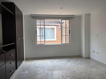 VENDO CASA CONJUNTO RESIDENCIAL CALEDONIA EN EL BARRIO TERRAZAS EN BUCARAMANGA