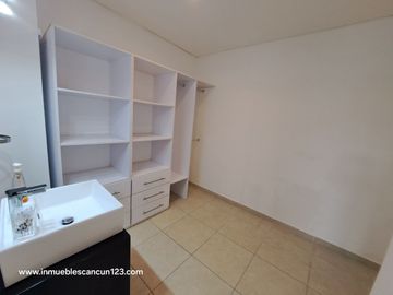 CENTRICO DEPARTAMENTO CON ELEVADOR Y ALBERCA 3 REC 2 BAÑOS 120 MTS