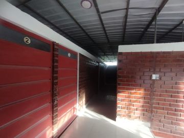 SE VENDE EDIFICIO DE 5 PISOS AL FRENTE DEL RIO HUALLAGA AL COSTADO DEL TOTTUS A.T. 290 M2 SUPER COMERCIAL Y CON LOS 5 PISOS CON RENTA MENSUAL.
