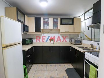 Se Vende Original Departamento Con Dos Habitaciones Y Terraza En Santa Catalina