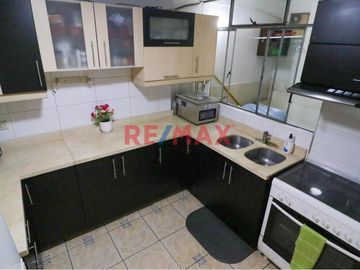 Se Vende Original Departamento Con Dos Habitaciones Y Terraza En Santa Catalina