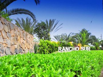 Venta De Moderna Casa De Playa En Asia Con Un Área Total De 600M2 Y 360M2 De Construida