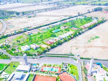Venta De Moderna Casa De Playa En Asia Con Un Área Total De 600M2 Y 360M2 De Construida