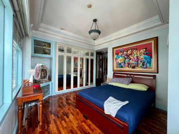 **buyer only** lowest in the market 2br corner unit in One Legazpi Park 23rd