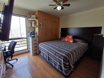 VENDO HERMOSO DEPARTAMENTO 3 DORM. TERRAZA /BALCÓN, AREA SERVICIO COMPLETA