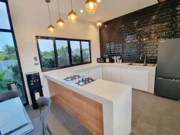 Brand New Fully Furnished 4 Bedroom House and Lot in Pineview Heights in Amadeo, Cavite For Sale