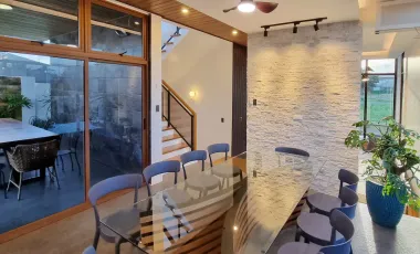 Brand New Fully Furnished 4 Bedroom House and Lot in Pineview Heights in Amadeo, Cavite For Sale