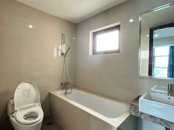 For Rent 2 Bedrooms Apartmenr, Nice Furnished - Casa Grande Residence, Kasablanka Jakarta Selatan
