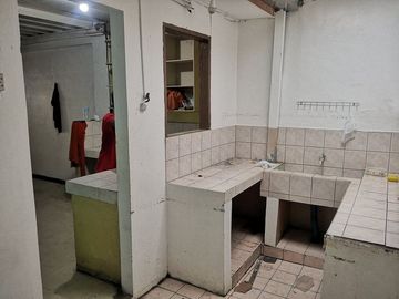 Apartment in Bgy Olympia, Makati