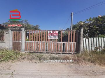 ที่ดินพร้อมบ้านเดี่ยว หมู่บ้าน แบนชะโด 2 แยก 10 เนื้อที่ 200 ตรว. ถนนประชาร่วมใจ แขวงทรายกองดินใต้ เขตคลองสามวา กรุงเทพฯ